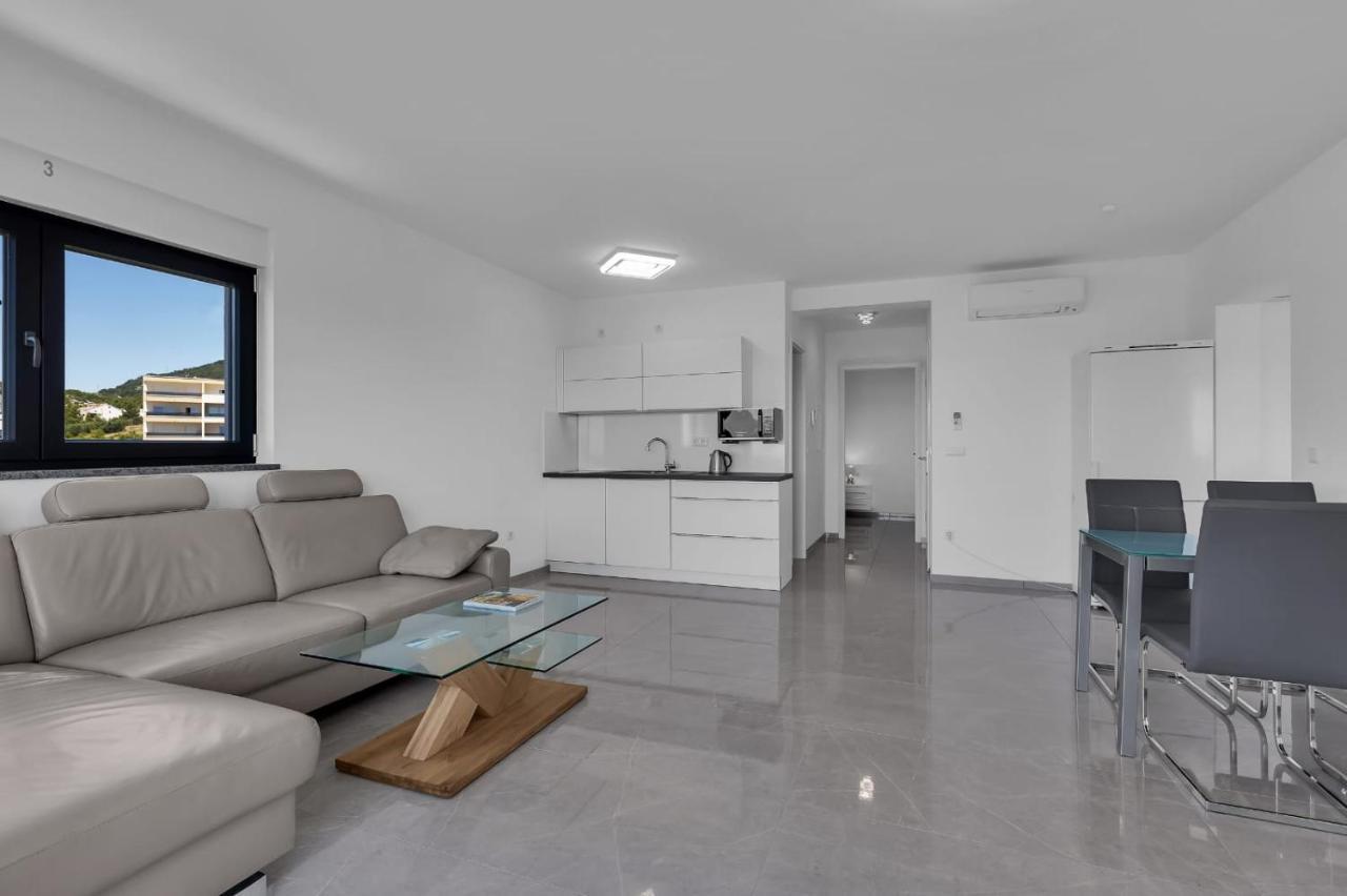 Villa Adria มาคาร์สกา ภายนอก รูปภาพ